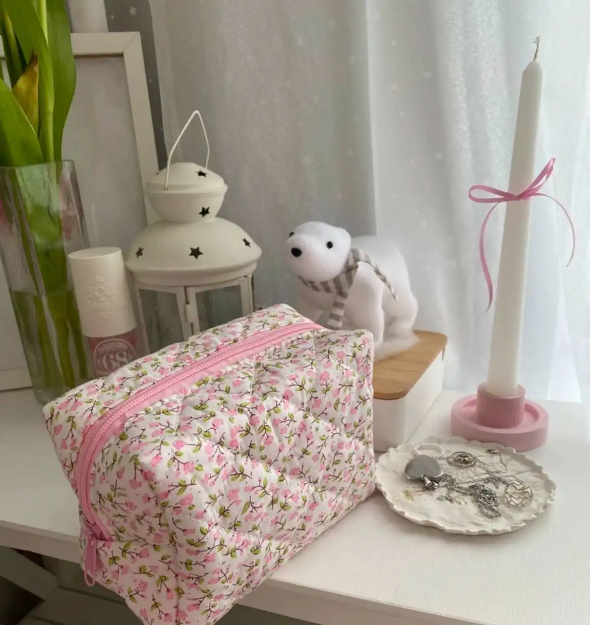 Хлопковая косметичка с нежно-цветочным принтом