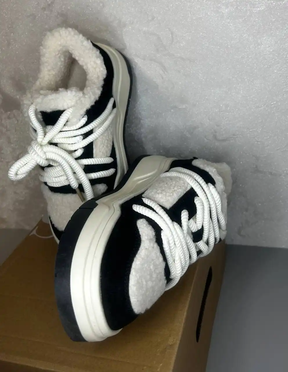 Продажа зимней обуви в Сургуте - Обувь (Одежда) в Сургут