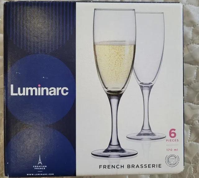 Продажа новых фужеров - Обувь детская в Сургут