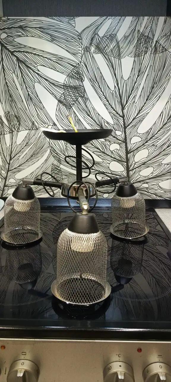 Люстра в хорошем состоянии - Освещение (Для дома и дачи) в Сургут