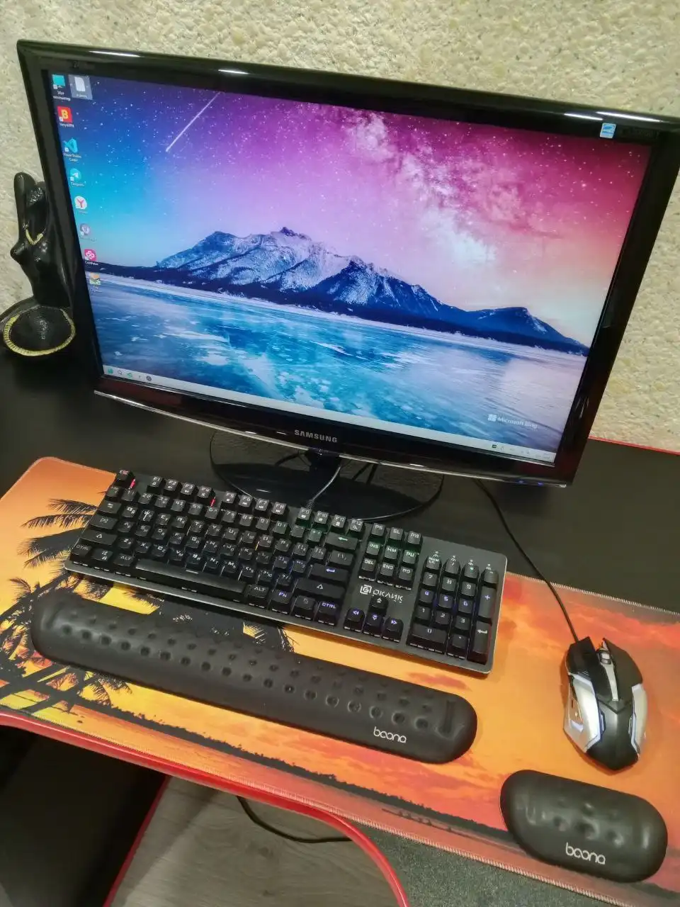 Игровой ПК с монитором, периферией и мебелью - Компьютеры и комплектующие (Электроника) в Сургут