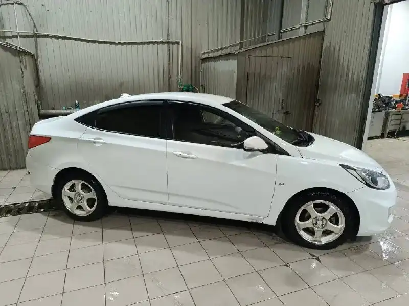 Продам автомобиль в хорошем состоянии - Авто в Сургут