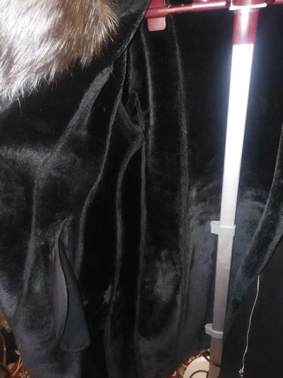 Дубленка с чернобуркой 54-56 размера - Верхняя одежда (Одежда) в Сургут