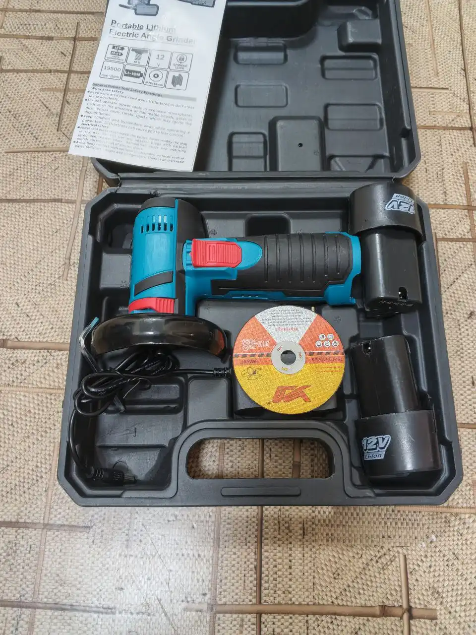 Аккумуляторная углошлифовальная машина (УШМ) - Строительное оборудование (Оборудование) в Сургут