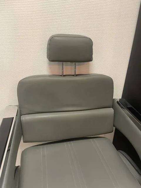 Продам барберское/парикмахерское кресло - частное объявление в Сургут