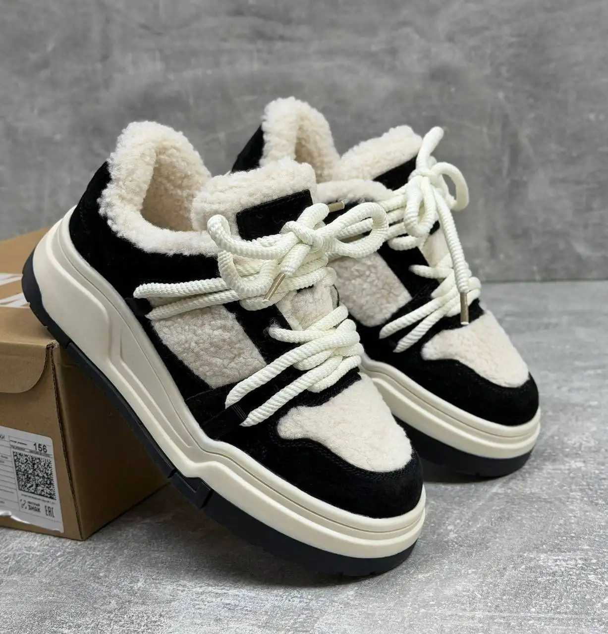 Ликвидация зимней обуви - Обувь (Одежда) в Сургут