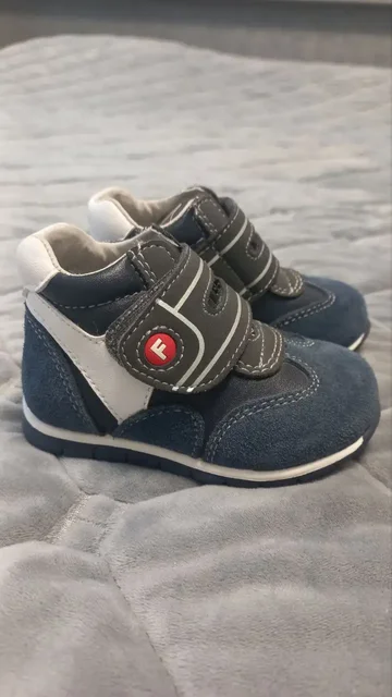 Новые натуральные ботиночки 25м-н - Верхняя одежда, повседневная и офисная одежда в Сургут