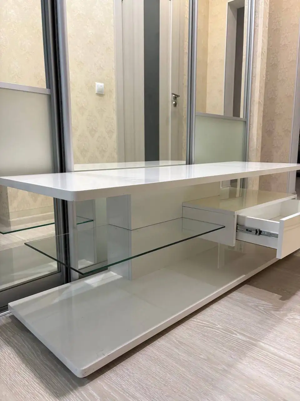 Тумба для телевизора - Для дома и дачи в Сургут