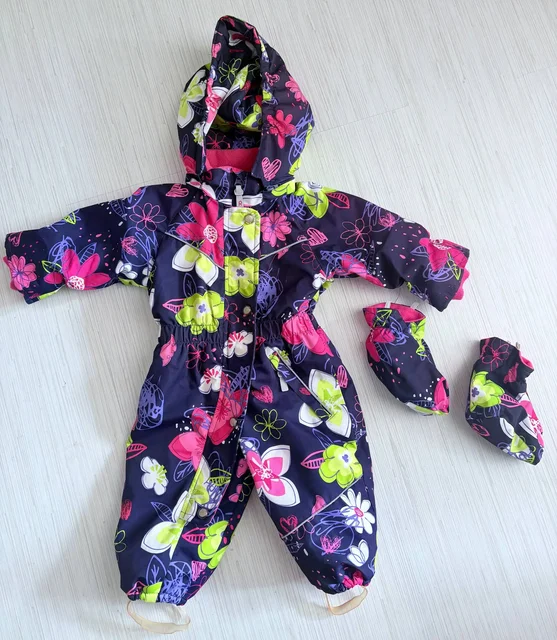 Демисезонные комбинезоны 74-80 в отличном состоянии - Аксессуары и игрушки в Сургут