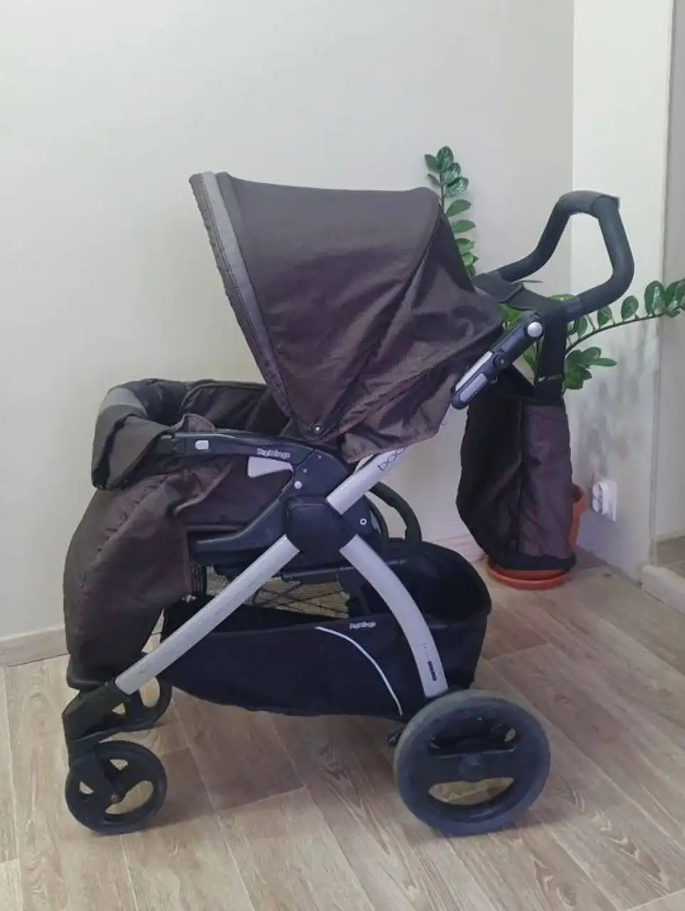 Прогулочная коляска в Сургуте - Коляски (Товары для детей) в Сургут