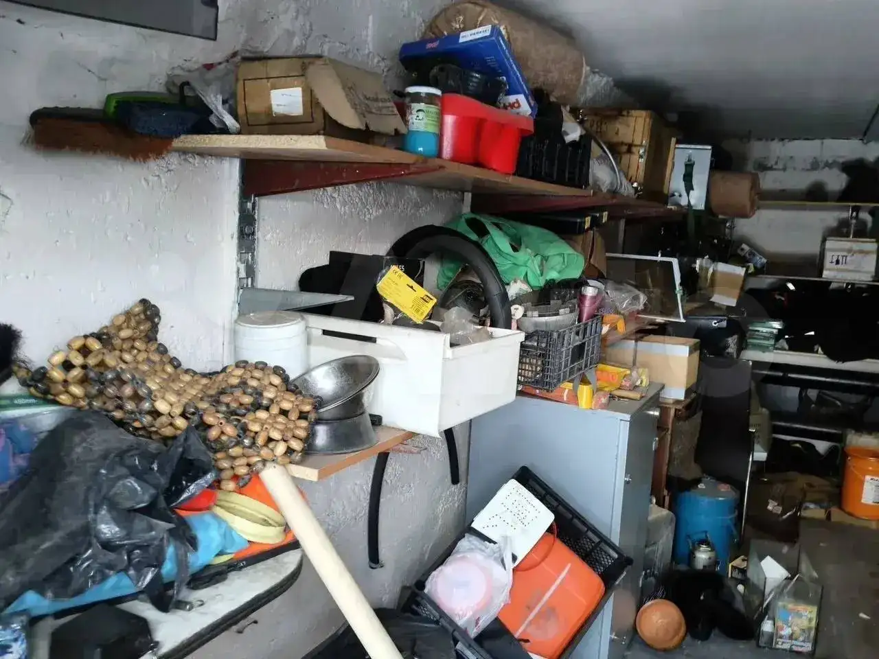 Продажа сухого гаража в ГСК «Спутник» (Югорский тракт) - Гаражи и машиноместа (Недвижимость) в Сургут