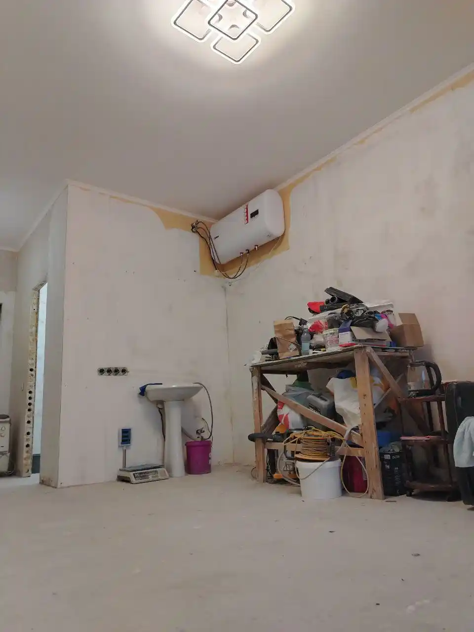 Продаётся студия по адресу Семена билецкого 6