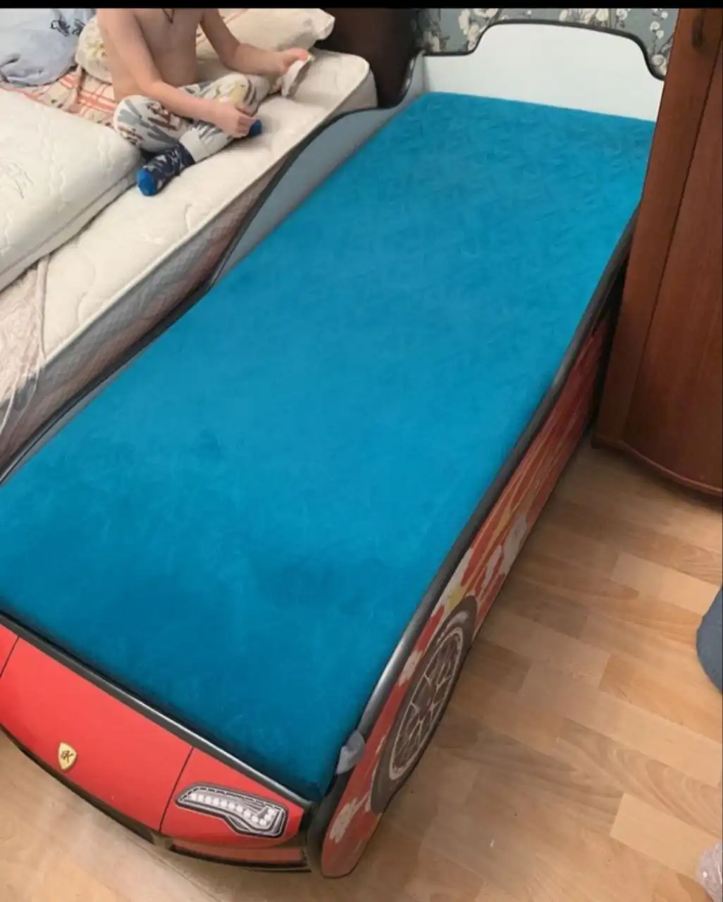 Продам кровать 160х80