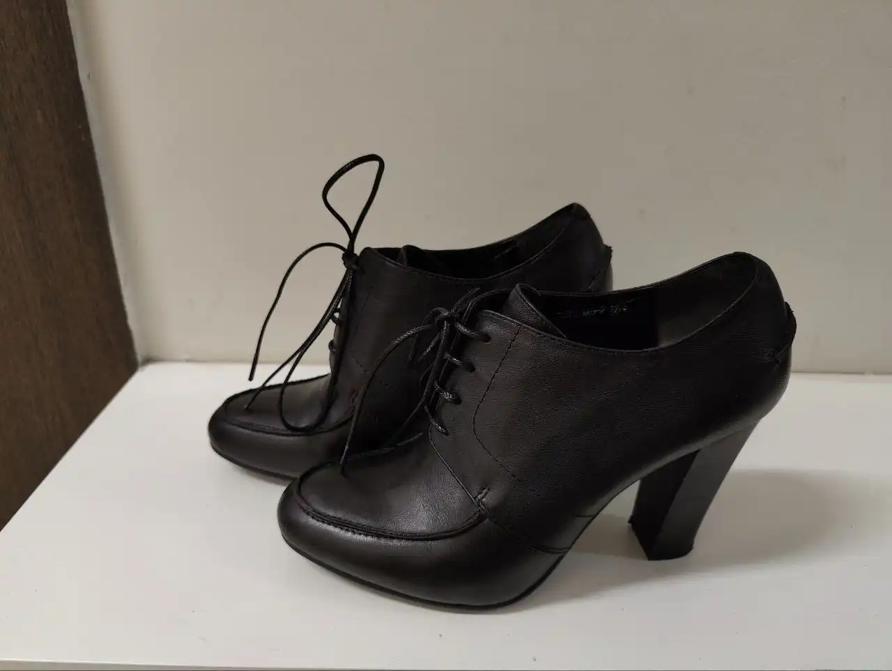 Демисезонные сапоги и туфли