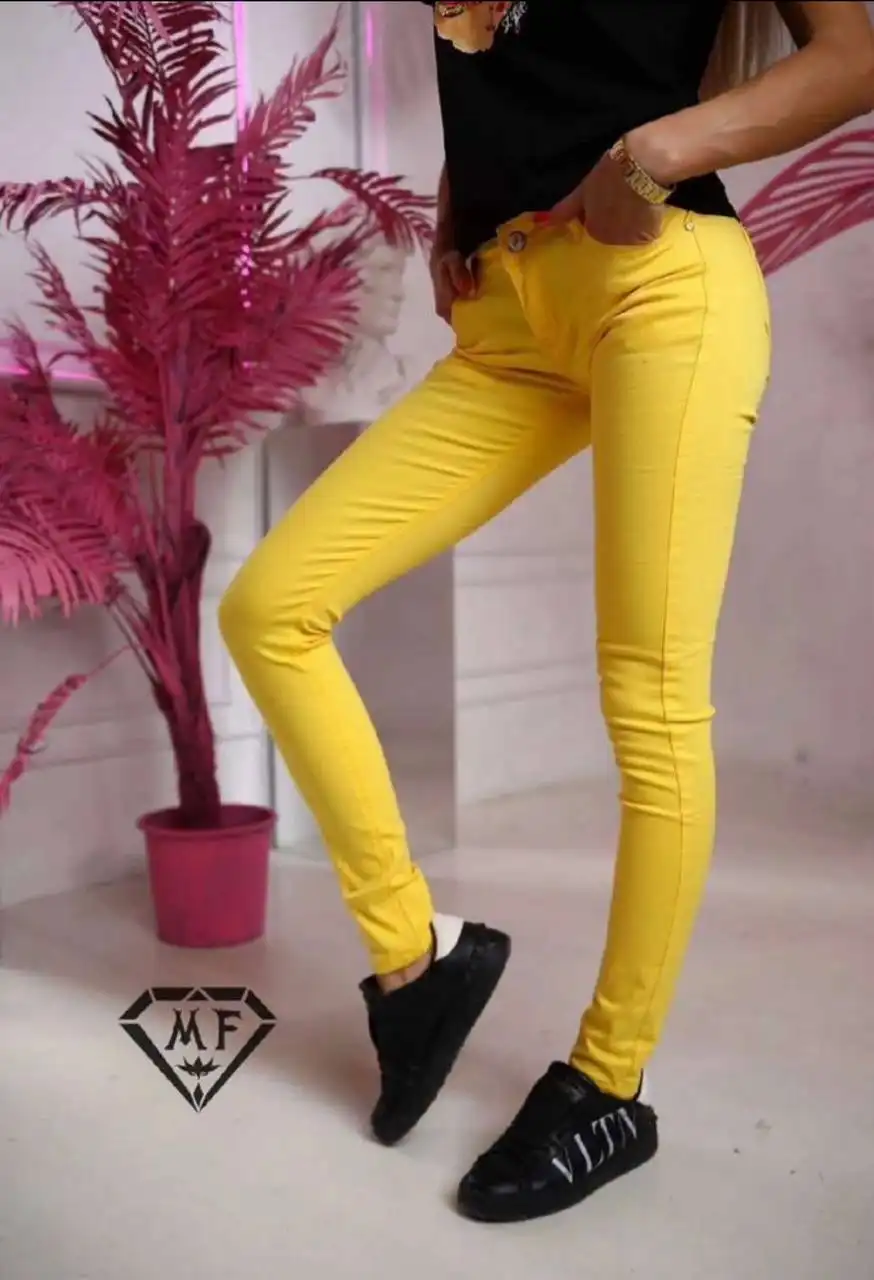 Продам женскую одежду