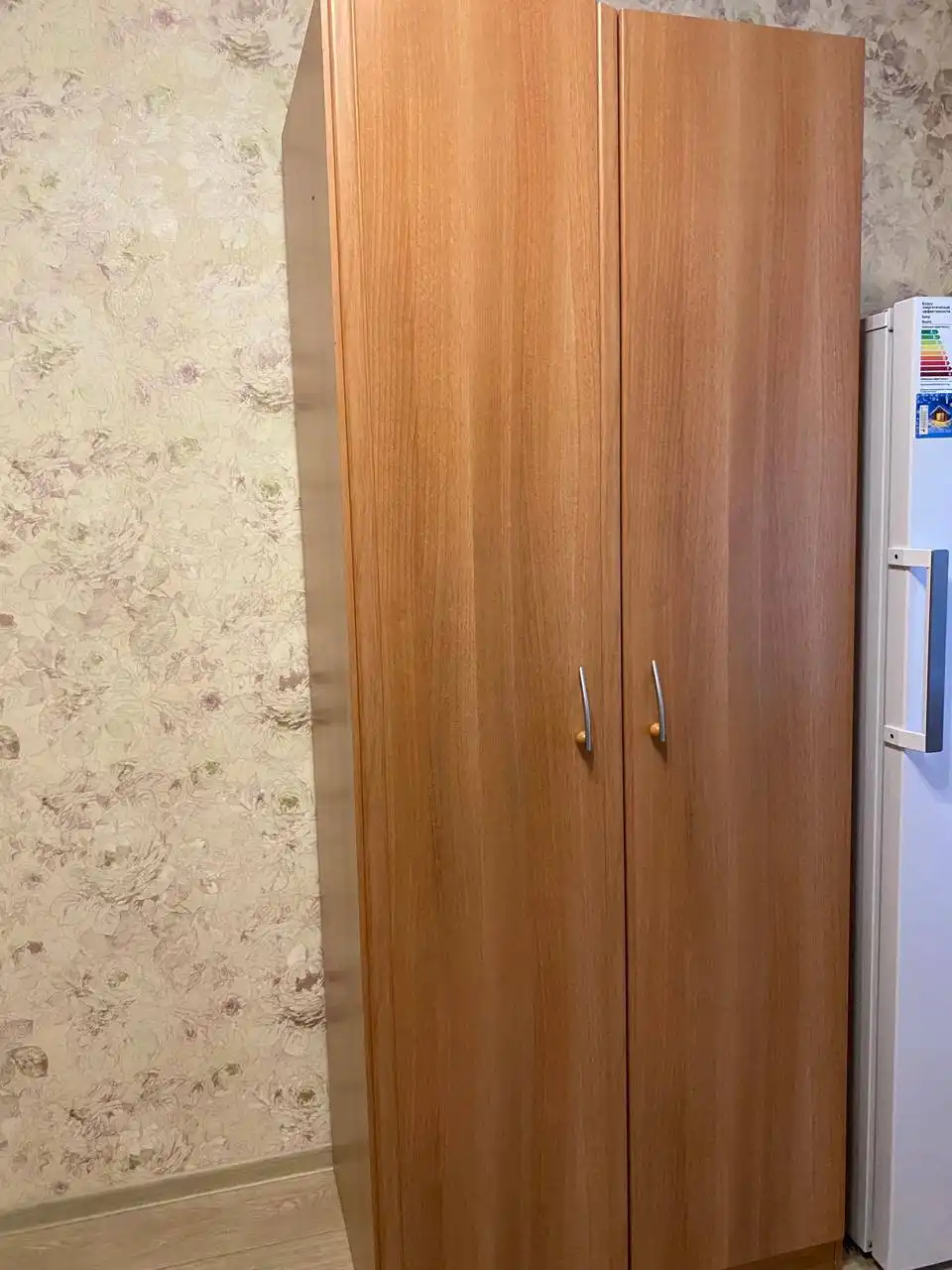 Продам шкаф