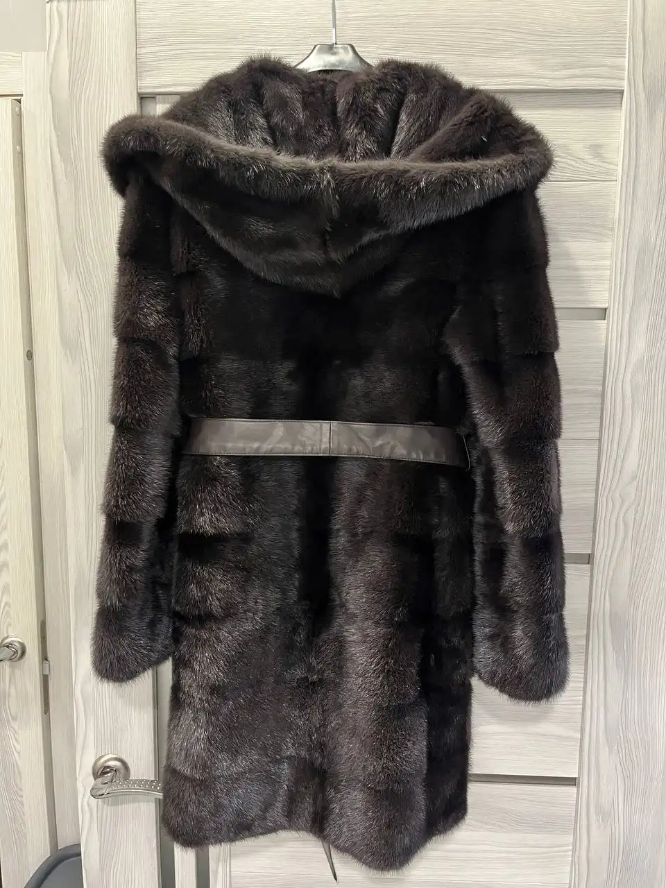 Продам норковую шубу