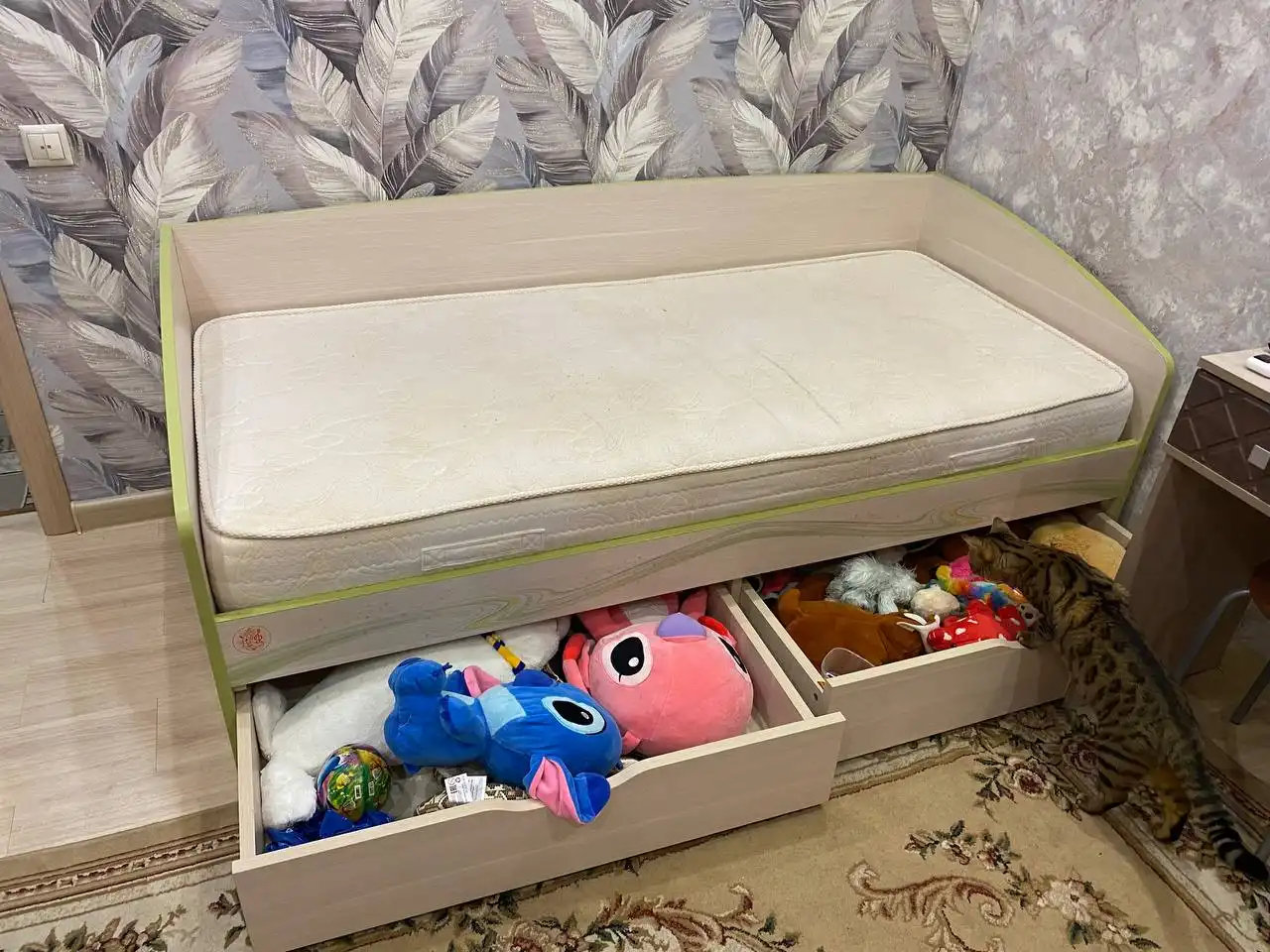 Продажа б/у кровати в Сургуте