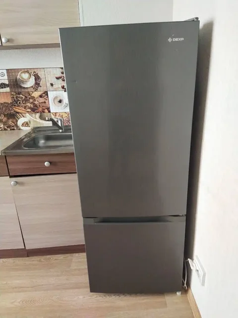 Продажа бывшей в употреблении мебели и холодильника - частное объявление в Сургут