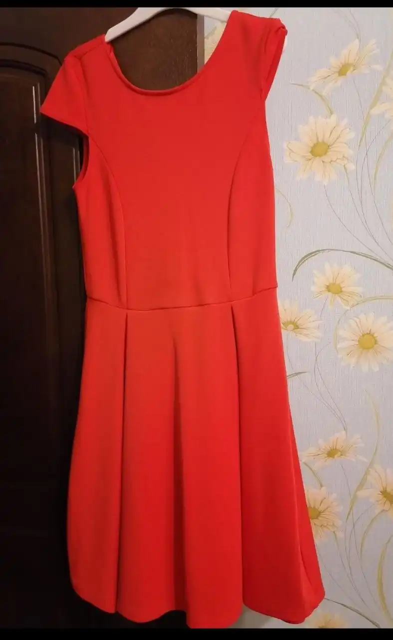 Платья детские б/у