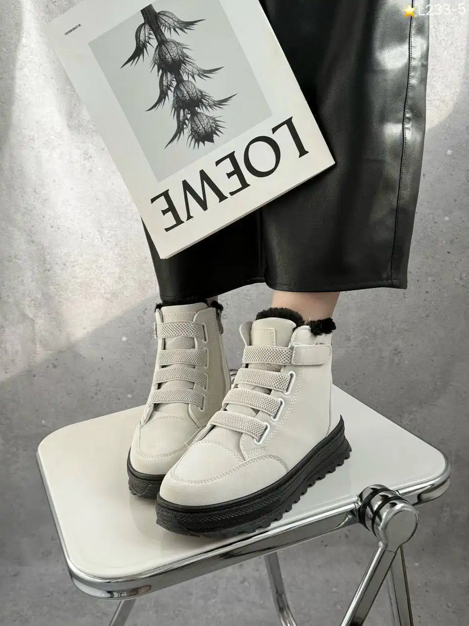 Продам зимние ботиночки подошва не скользит