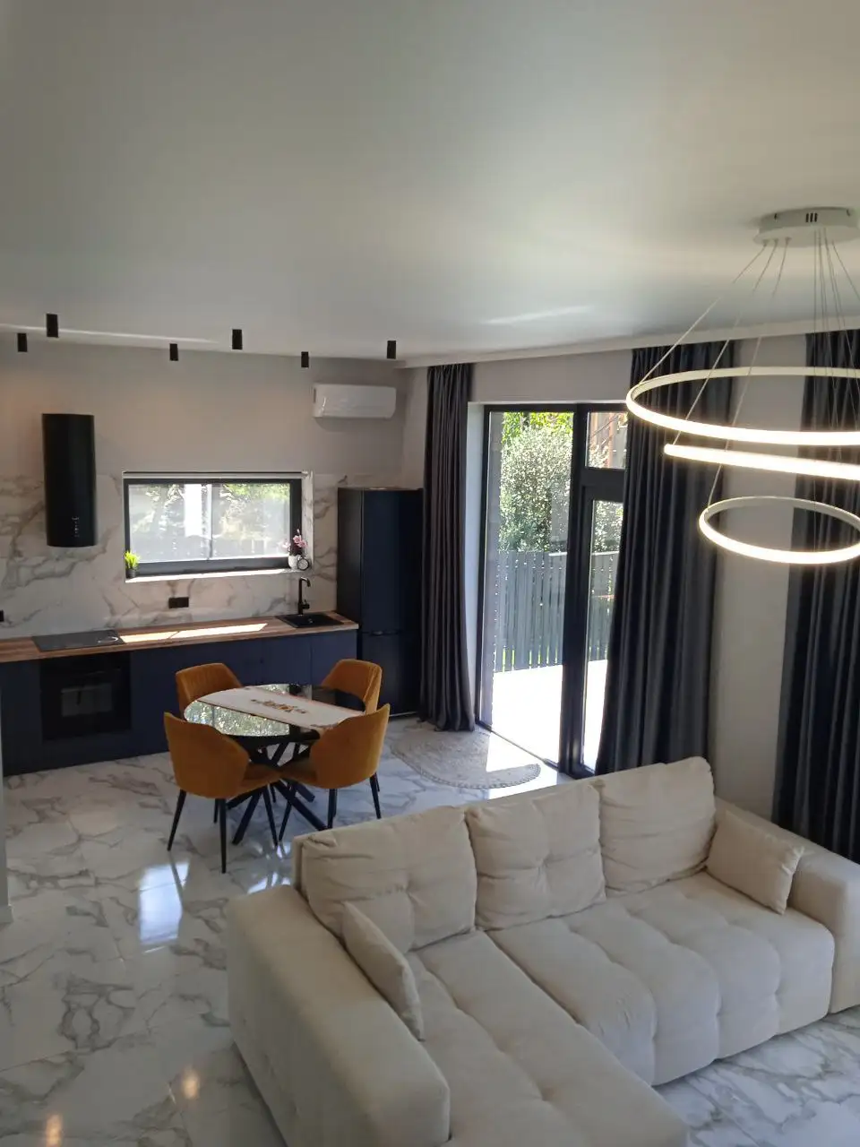 Дом 2 этажа 165 м2 на участке 6,3 сотки в Сочи, Верхнее Учдере - Дома (Недвижимость) в Сочи