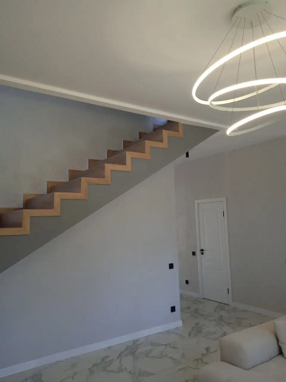 Дом 2 этажа 165 м2 на участке 6,3 сотки в Сочи, Верхнее Учдере - Дома (Недвижимость) в Сочи