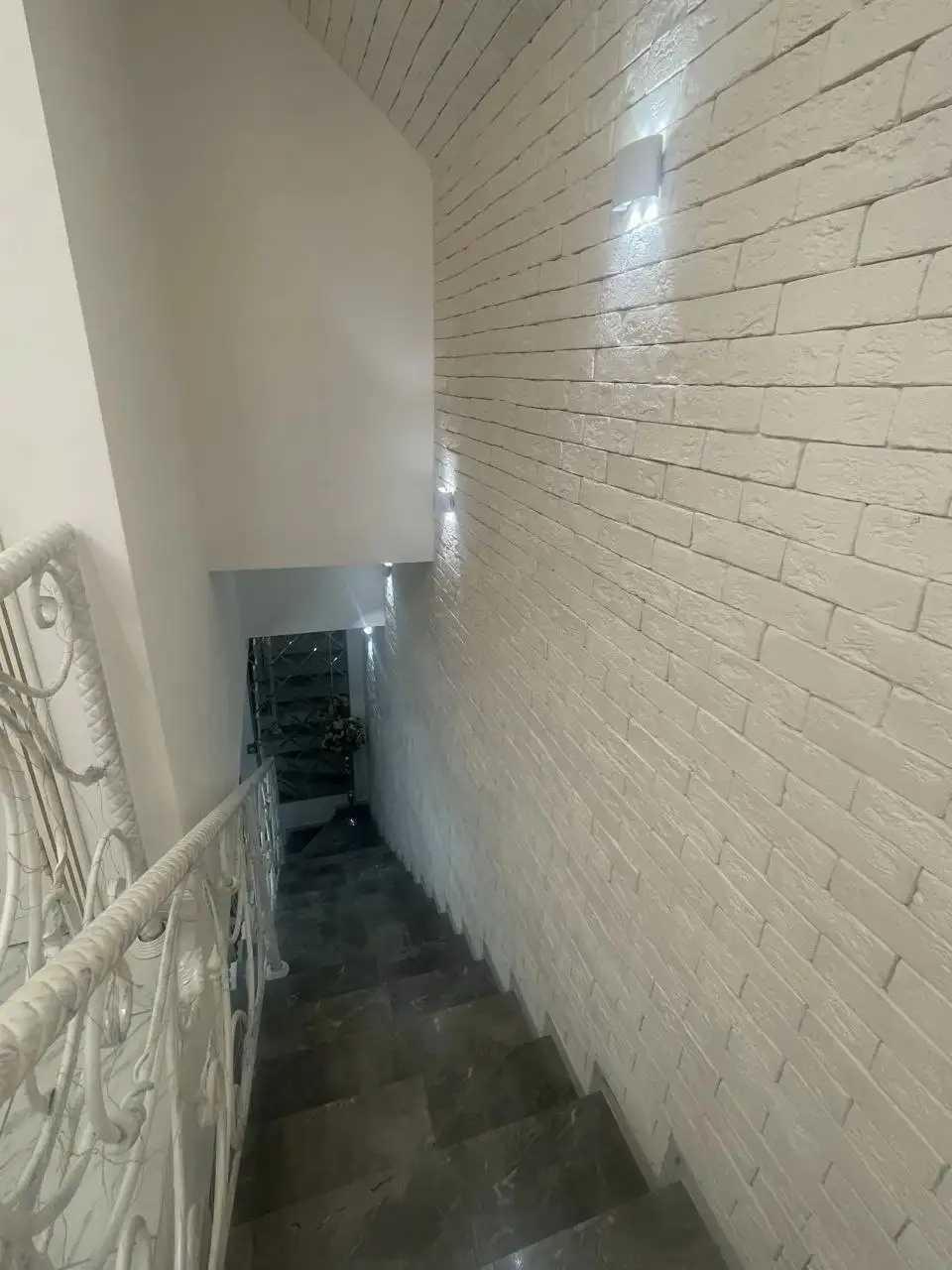 Продажа здания в центре Краснодара, 45 кв.м, 2 этажа - Коммерческая недвижимость (Недвижимость) в Краснодар