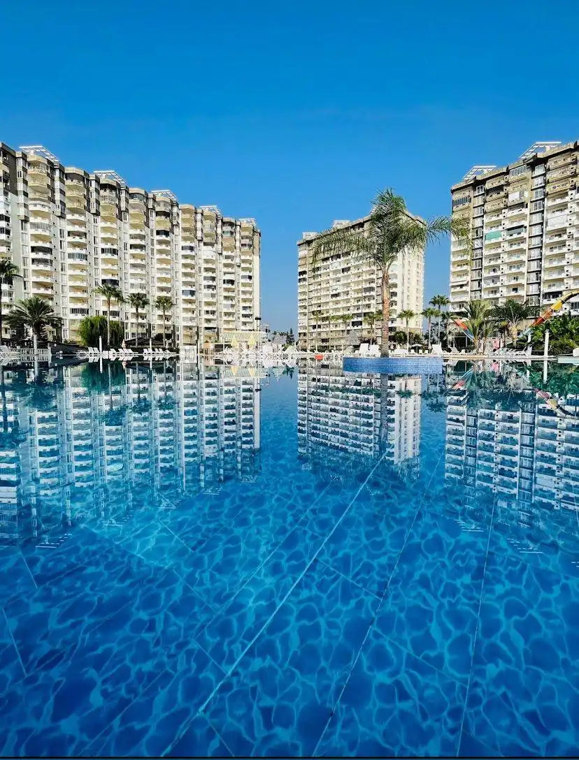 Продажа квартиры 3+1 185м² с видом на море в комплексе Липарис Гилиндирес, Мерсин - Недвижимость в Мерсин