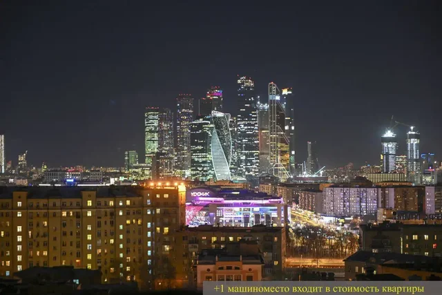 Двухуровневый пентхаус с террасой в Москве - Недвижимость в Москва