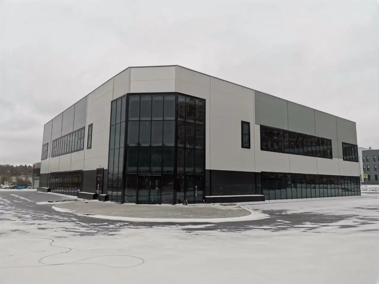 Продажа нового двухэтажного здания 2560 м² в 3,5 км от МКАД - Коммерческая (Недвижимость) в Москва