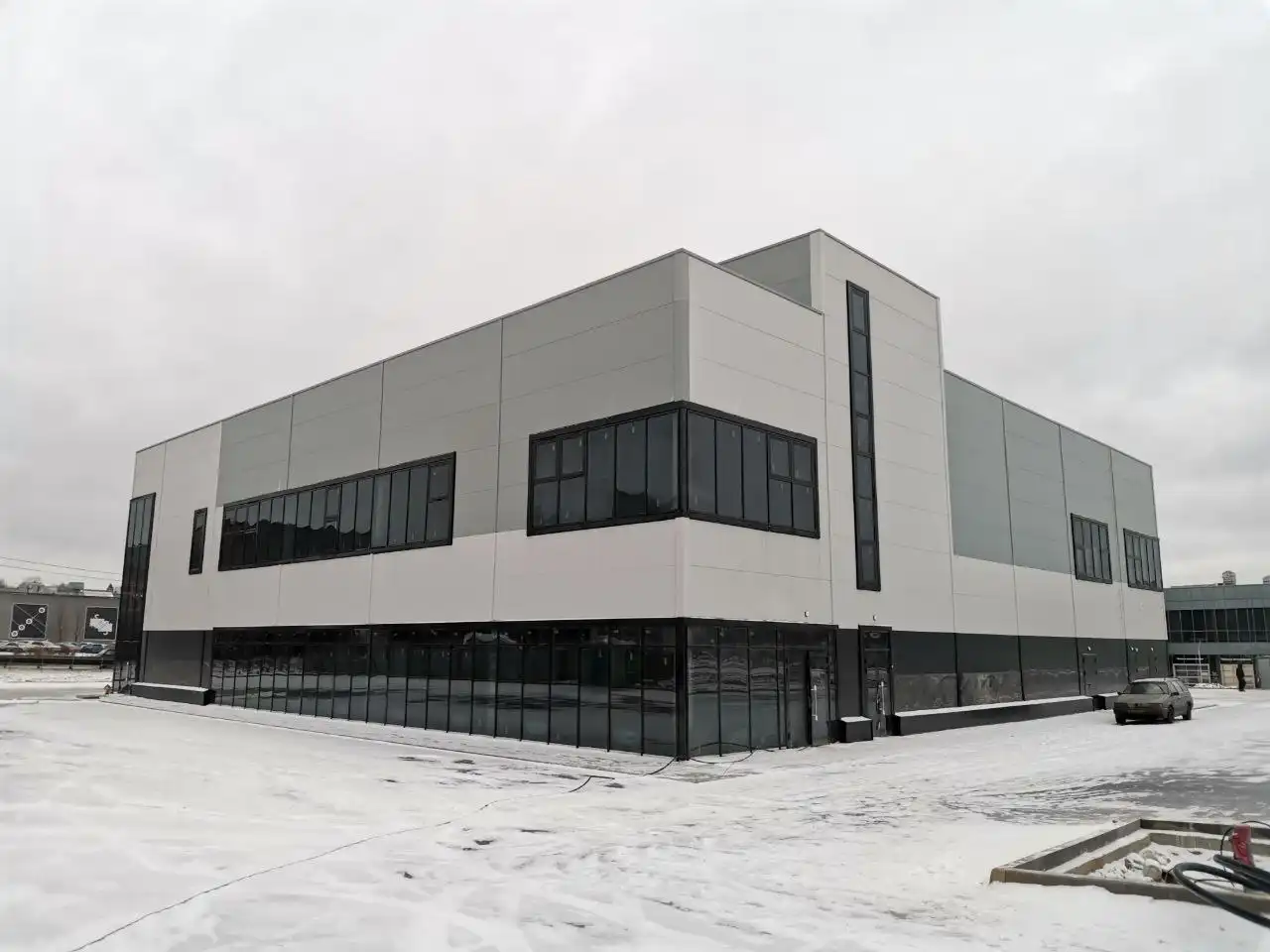 Продажа нового двухэтажного здания 2560 м² в 3,5 км от МКАД - Коммерческая (Недвижимость) в Москва