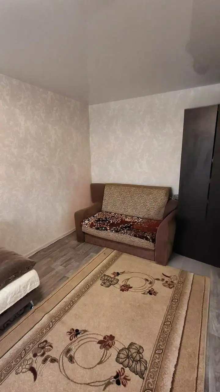 Продам 1-комнатную квартиру в Ильичёвском районе Мариуполя - Квартиры (Недвижимость) в Мариуполь