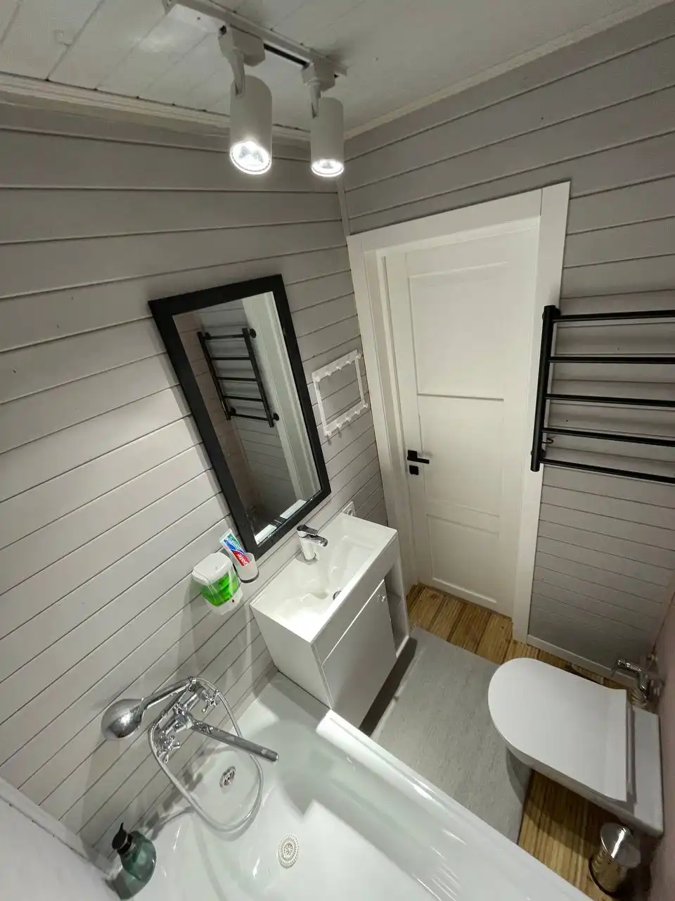 Сдам 1-комнатную квартиру посуточно в центре Казани