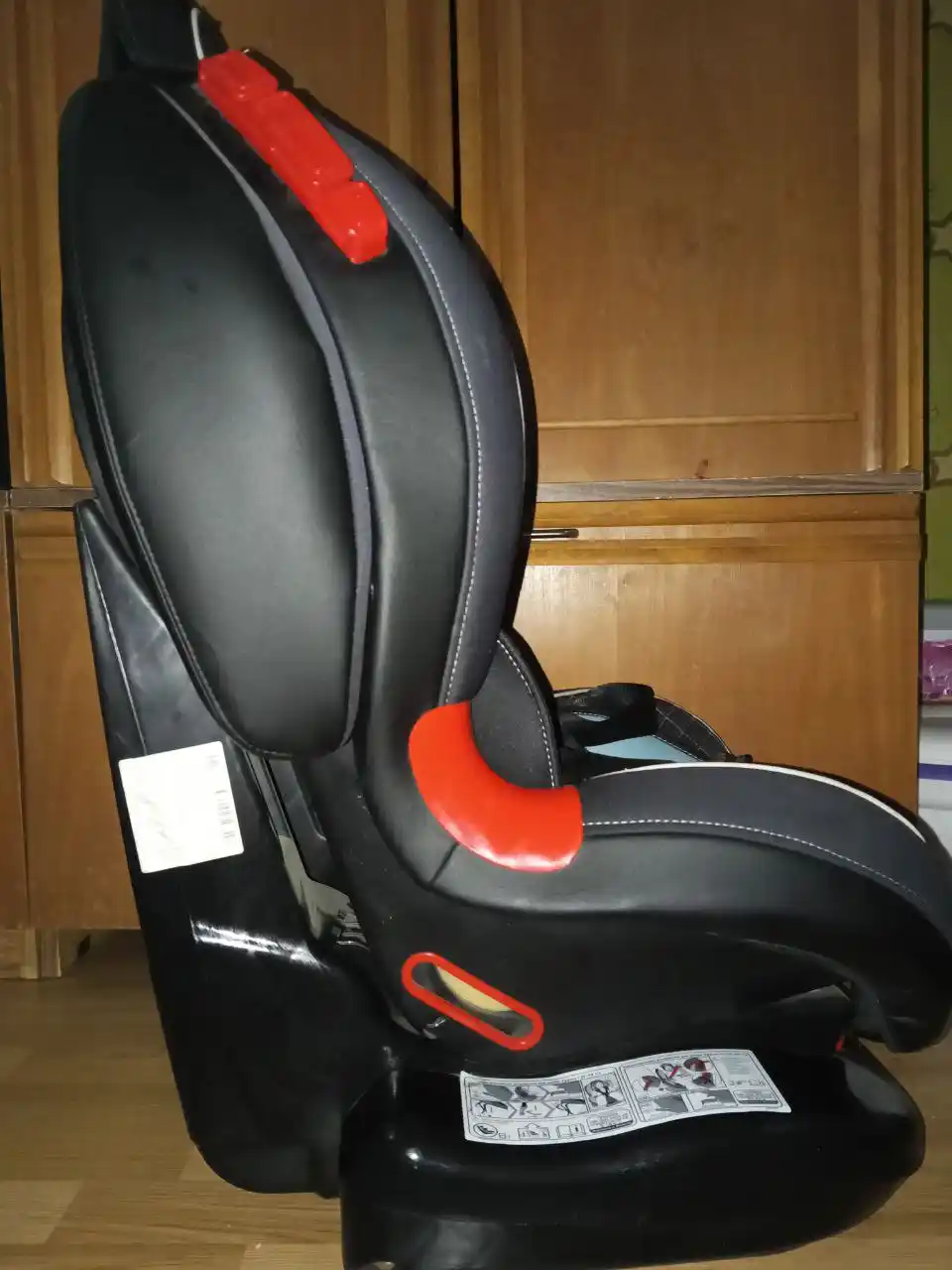 Продам детское автокресло