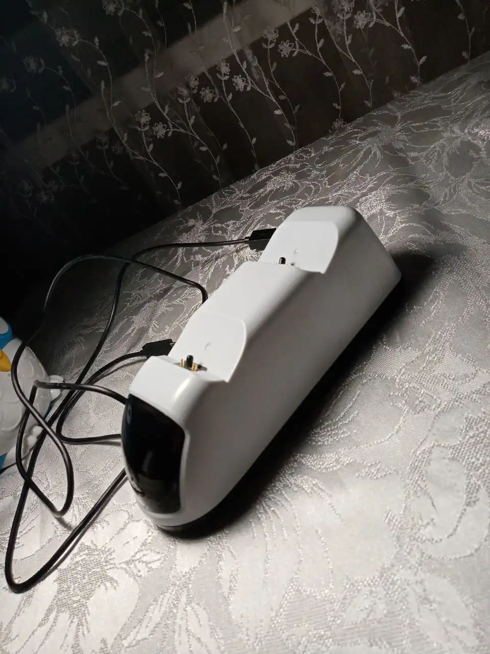 Зарядное устройство для джойстиков PS5