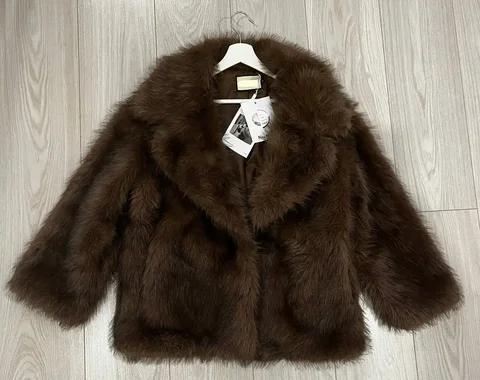 Губернский размер S - Одежда в Краснодар