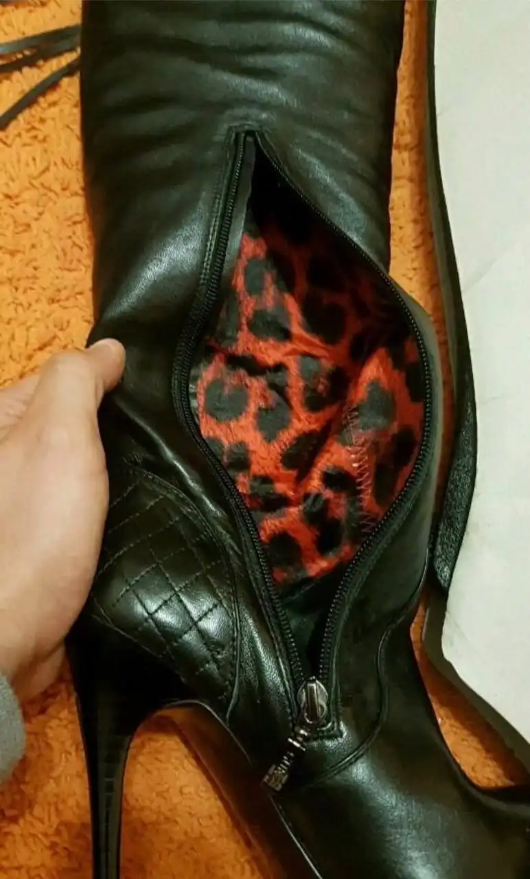 Туфли на шпильке из натуральной кожи