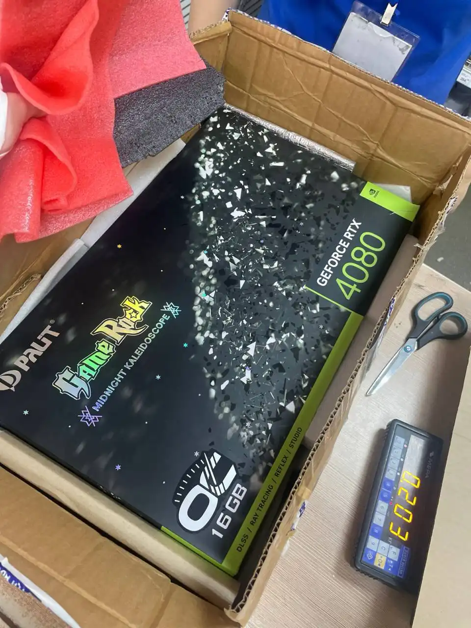 Продажа видеокарты Palit RTX 4080 и процессора Ryzen 7 7800X3D