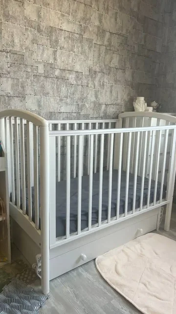 Кроватка детская фирмы Gandylyan с ящиком и комплектом - Товары для детей в Краснодар