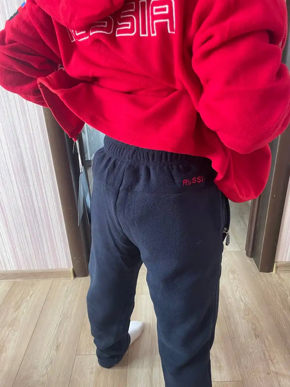 Подростковые и взрослые спортивные костюмы Forward