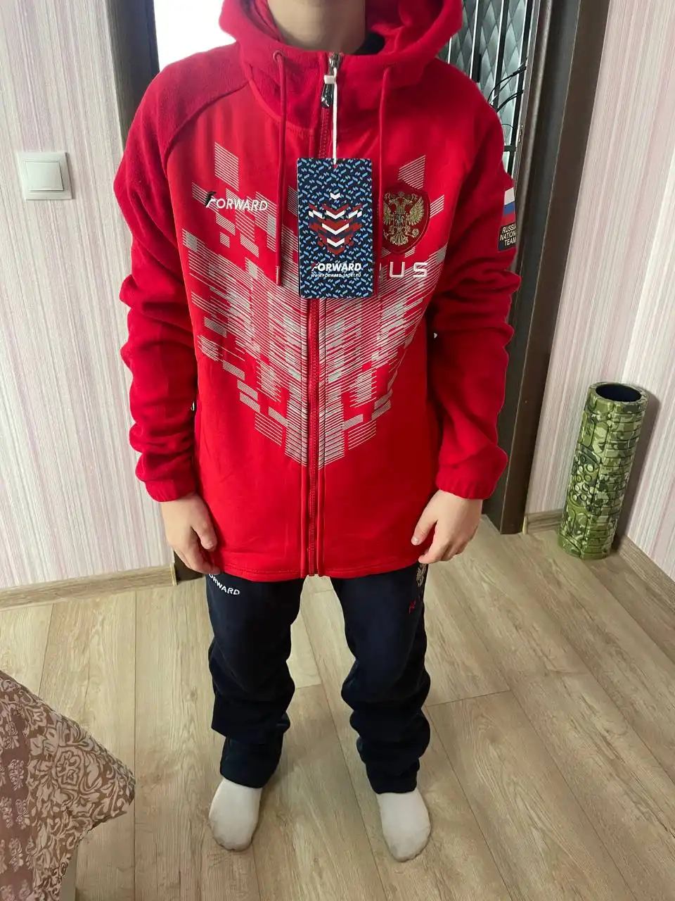 Подростковые и взрослые спортивные костюмы Forward