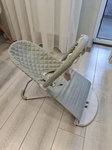 Шезлонг для новорождённых б/у отличное состояние - Товары для детей в Краснодар