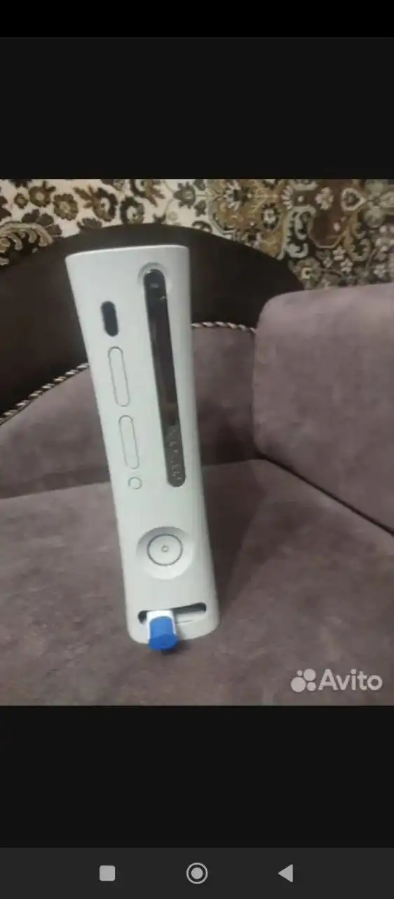 Продам Xbox 360 с играми и джойстиками