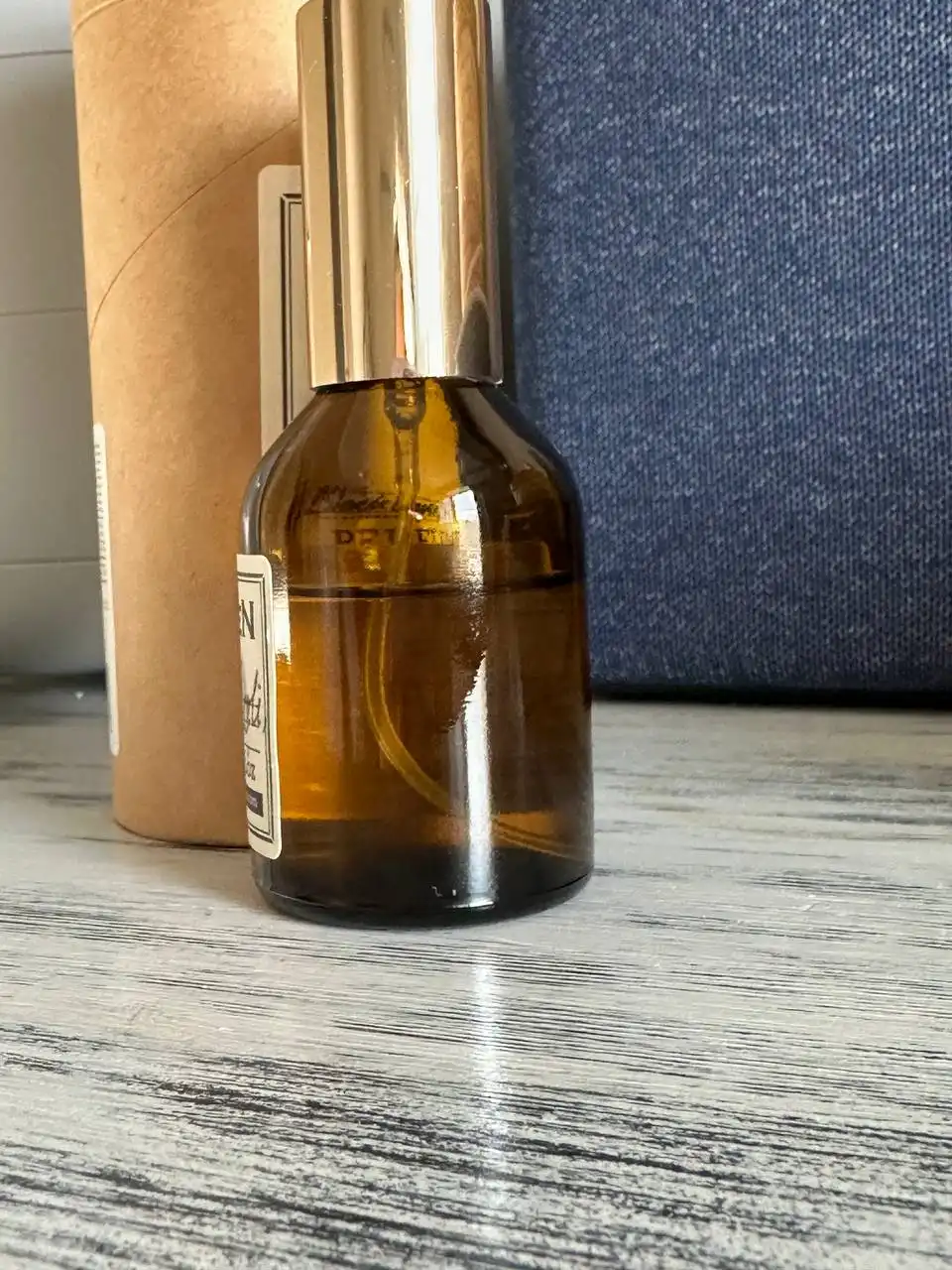 Продам духи с остатком