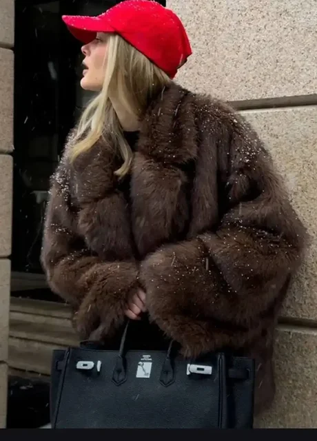 Продажа шубы - Одежда в Краснодар