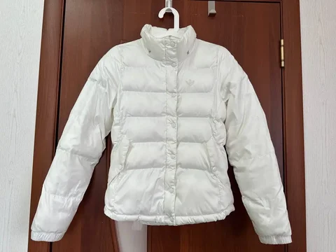 Пуховик adidas оригинал размер 34 (40-42) - Одежда в Краснодар