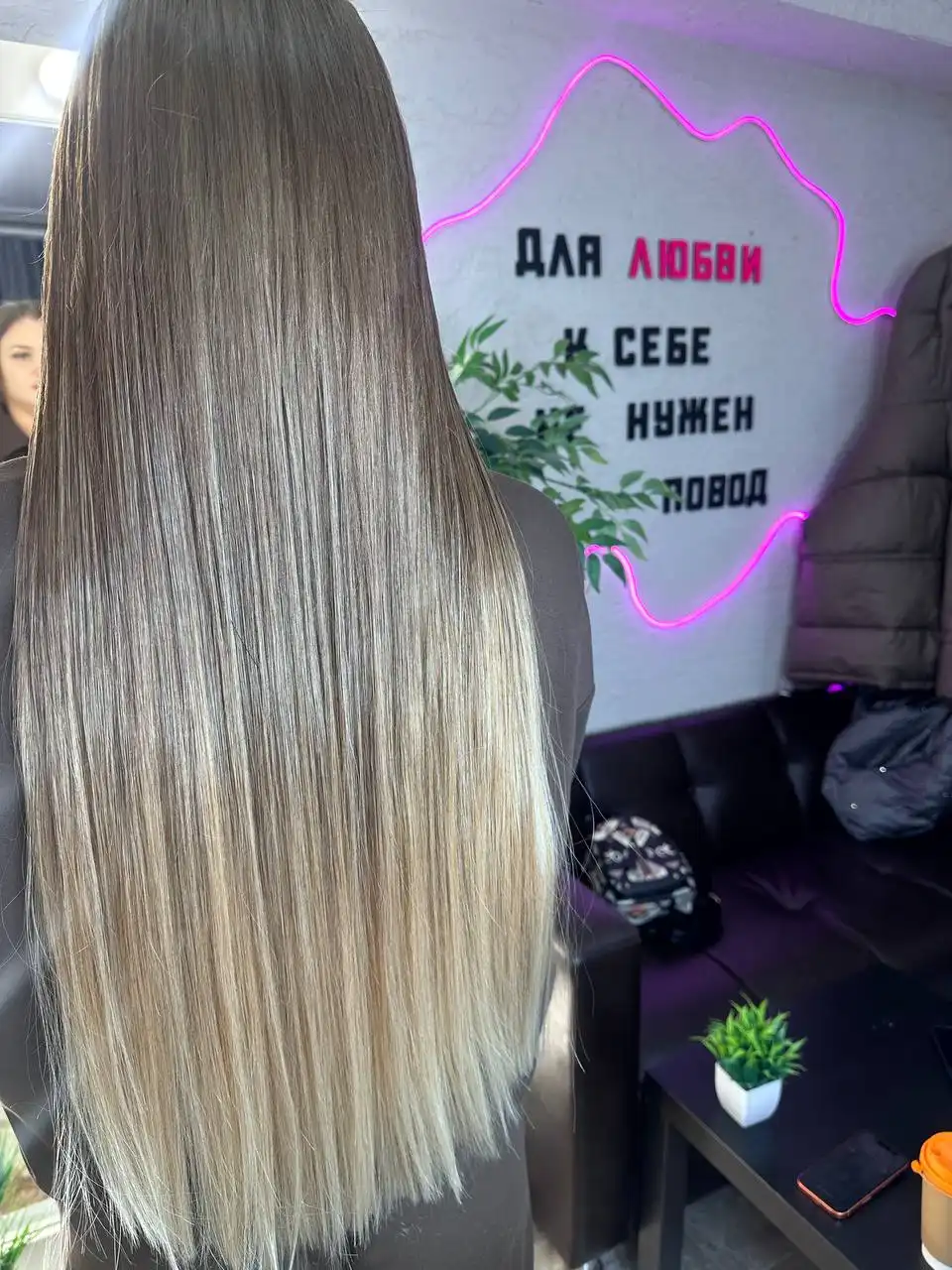 Наращивание волос перед Новым годом в Краснодаре - Красота и здоровье в Краснодар
