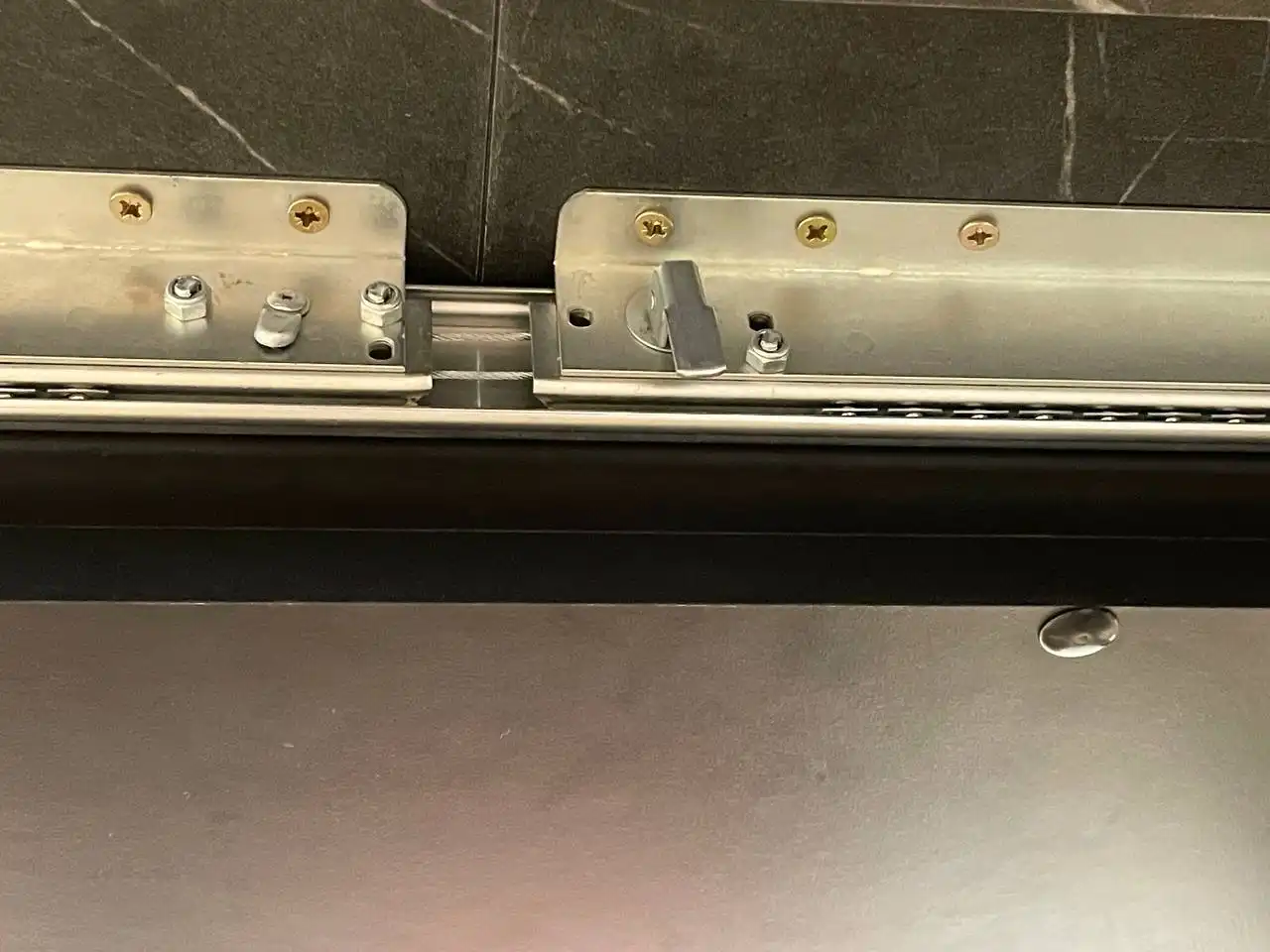 Обеденный стол раздвижной б/у