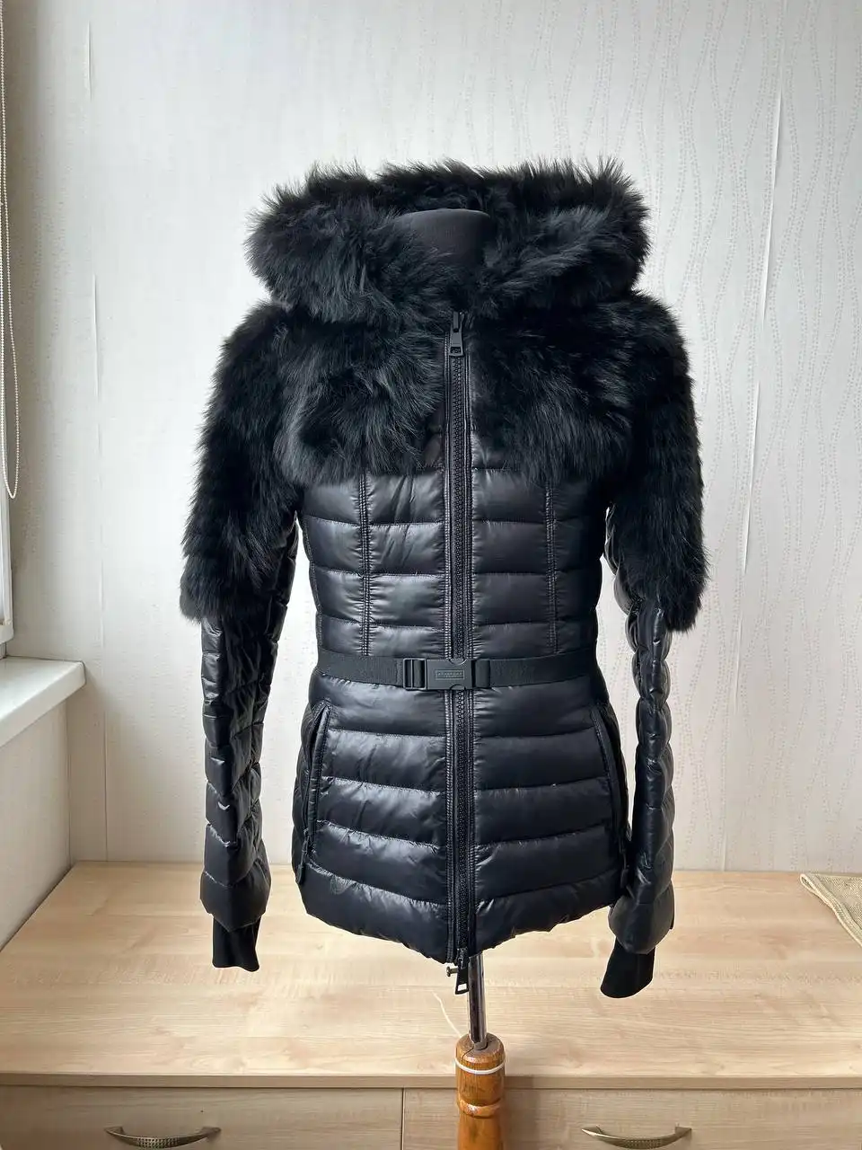 Пуховик Burberry sport черный с капюшоном оригинал